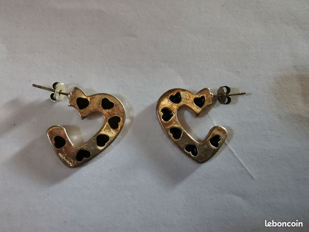 Boucles oreilles (image 1)