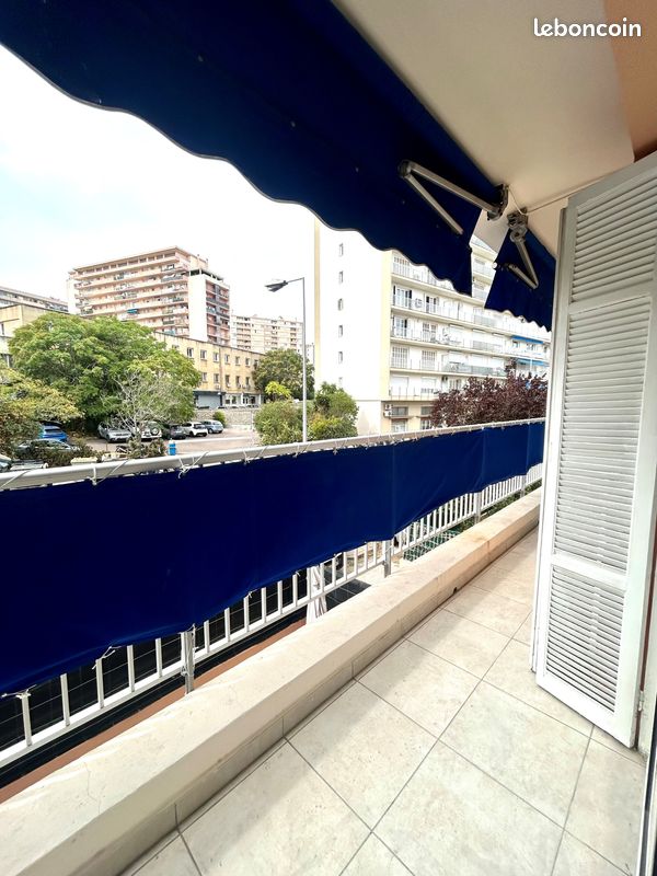 Appartement 2 pièces 67 m² · à Ajaccio · 67 m² · 880 €/mois