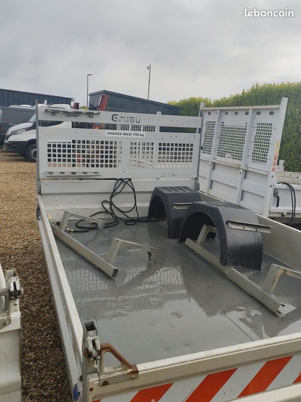 Benne hydraulique master ford mercedes (image 2)