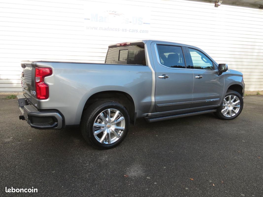 Chevrolet Silverado 1500 High Country 2025 (image 2)