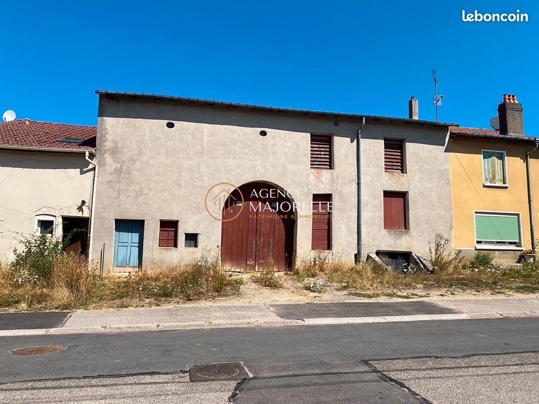 Maison 1 pièce 160 m² · à Goviller · 160 m² · 49 000 €