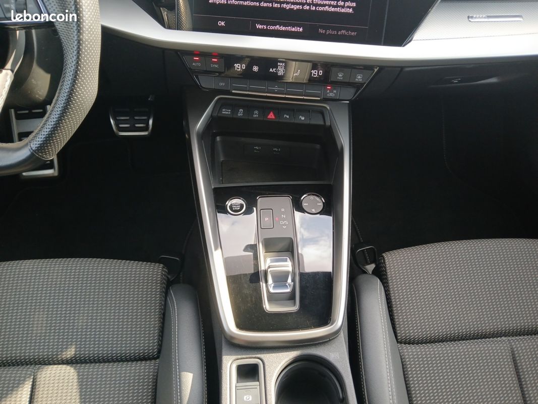 AUDI A3 Sportback 35 TDI 150 S tronic 7 S Line (image 13)