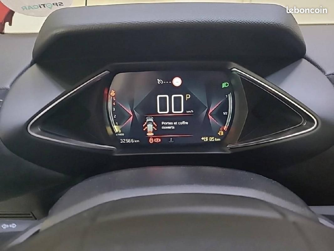 DS 3 Crossback DS3 BlueHDi 130 EAT8 - Performance Line (image 10)