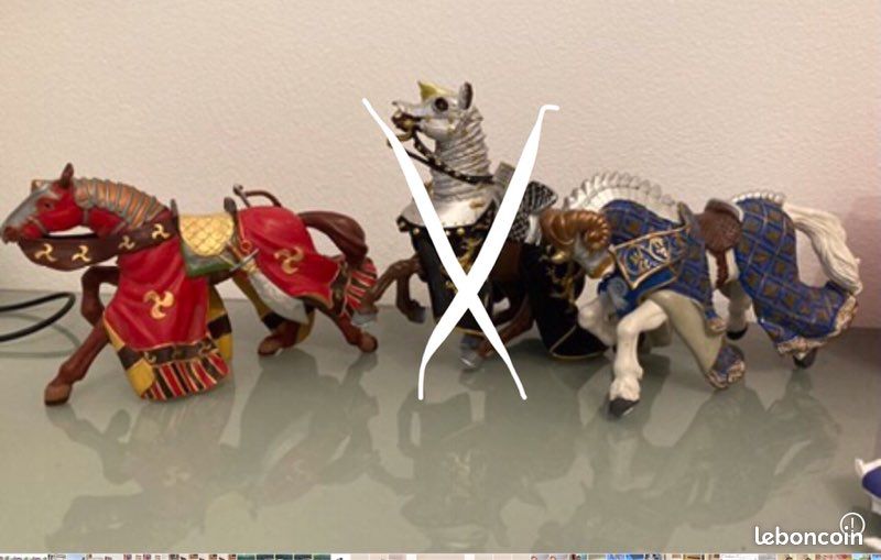 PAPO lot 2 chevaux médiévaux et 1 chevalier (image 6)