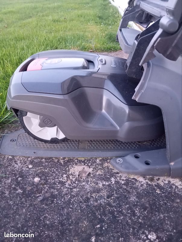 Robot Husqvarna 315 (image 2)