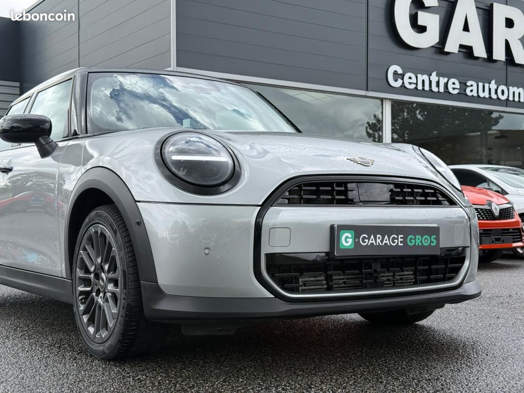 Mini Cooper F65 156 ch DKG7 C Classic (image 18)