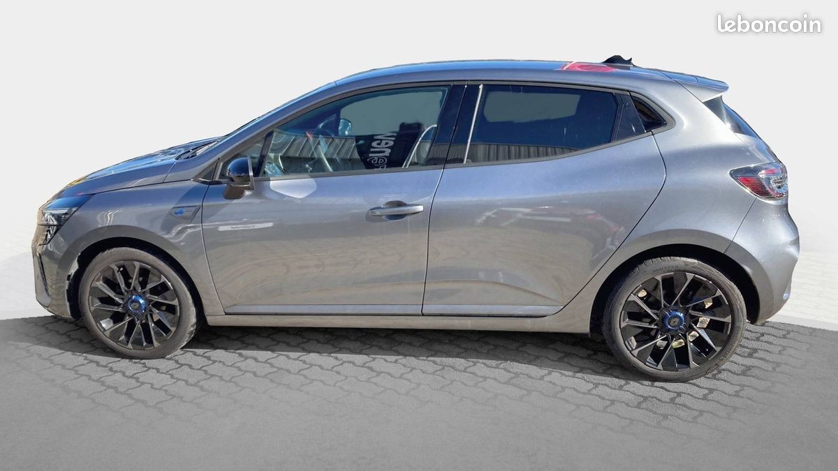 Renault clio tce 90 ch gsr2 esprit alpine (image 9)