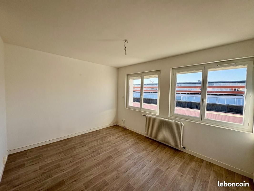 Appartement 3 pièces 61 m² · à Roanne · 61 m² · 543 €/mois