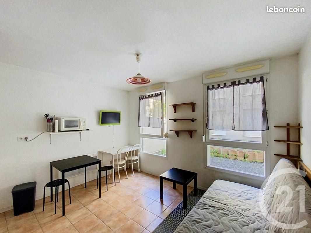 Appartement 1 pièce 21 m² · à Clermont-Ferrand · 21 m² · 450 €