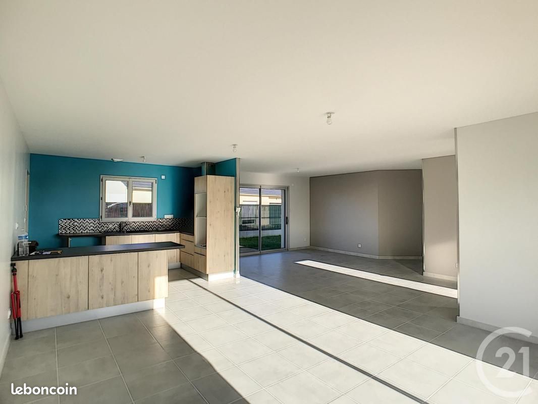 Maison 4 pièces 117 m² · à Saint-Gervais-d'Auvergne · 117 m² · 827 €/mois