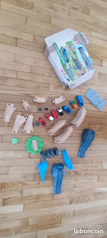 Mixte Ikea lidl et autres pour circuits de train (image 1)