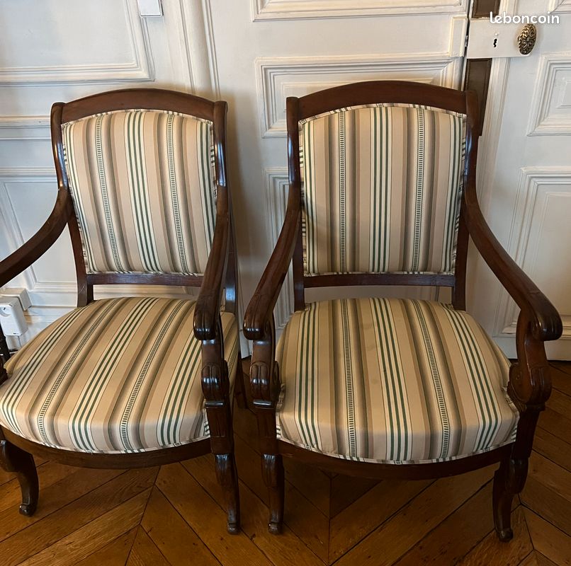 Paire de fauteuils à Crosse - Retapissés - XIXème (image 1)