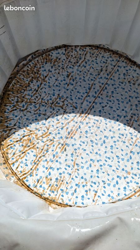 Jacuzzi (image 11)