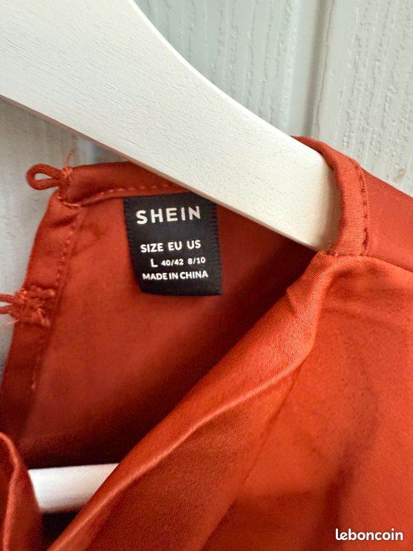 Robe SHEIN Rouge Taille 40 / L - Occasion Bon état, Très Bien Entretenue