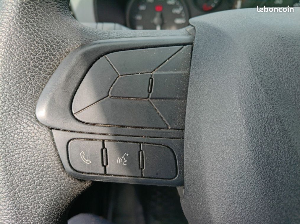 Iveco Daily Caisse hayon CCb 35C16H empattement 4100 3.0 (image 13)
