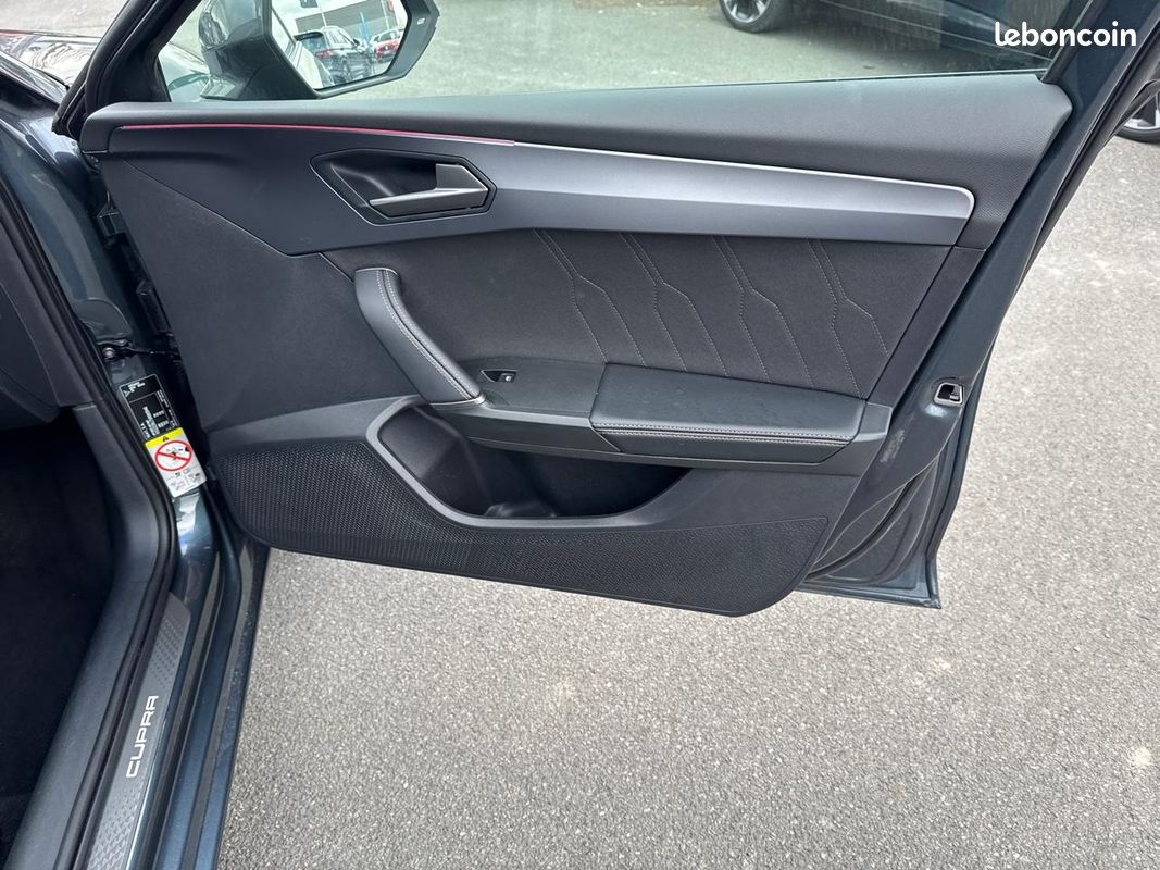 CUPRA Leon 1.5 eTSI Hybrid 150 ch DSG7 V (image 23)