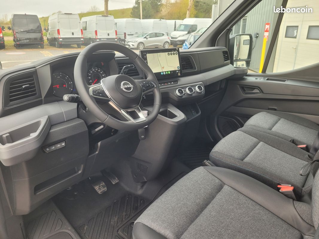 NISSAN INTERSTAR L2H2 FOURGON 2.0 DCI 170 A/T TEKNA CABINE APPROFONDIE FIXE 07 PLACES NEUF avec HABILLAGE BOIS + CAMÉRA DE RECUL + ANTIBROUILLARDS / GARANTIE CONSTRUCTEUR 5 ANS ( Prix Vente 38 990 HT) (image 6)