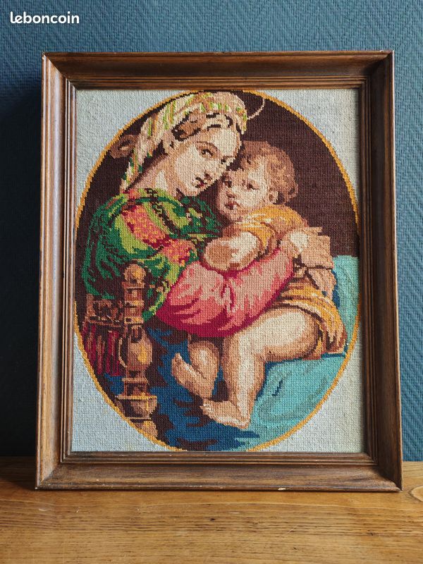 Encadrement Canevas Vintage Vierge à l'Enfant – Broderie Ancienne Fait Main – Cadre en Bois Classique – Tapisserie Religieuse (image 19)