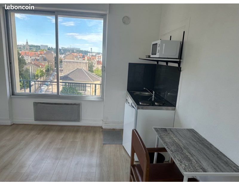 Appartement 1 pièce 16 m² · à Nancy · 16 m² · 400 €