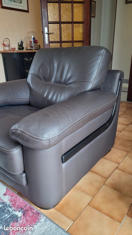 Fauteuil en cuir (image 2)