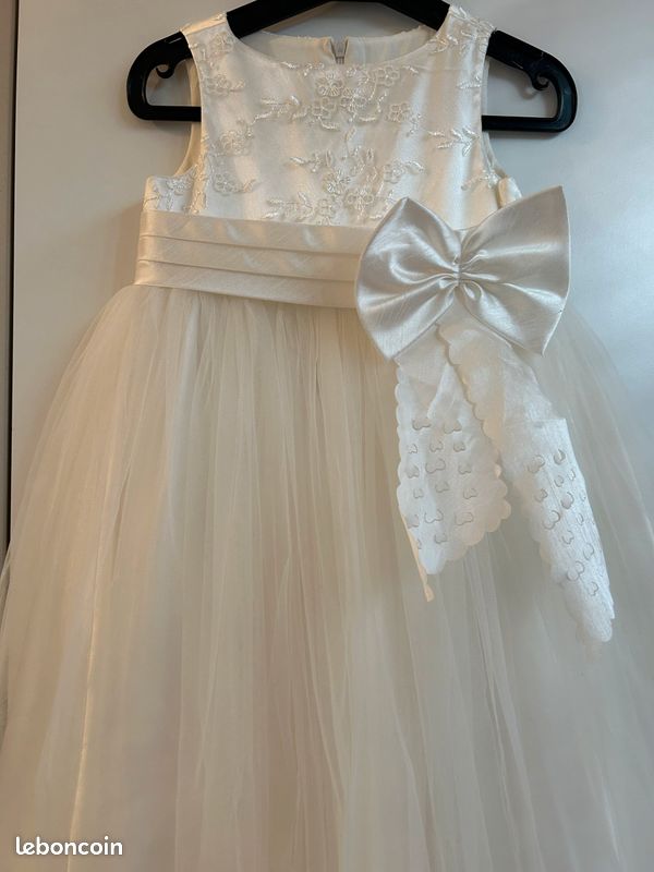 Robe pour mariage enfant (image 1)