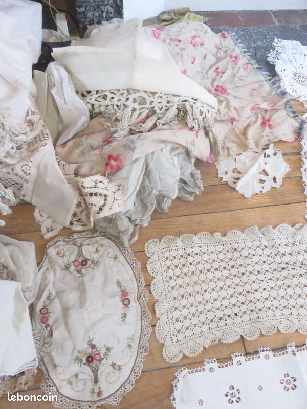 Antiquites tissus broderies anciens (image 1)