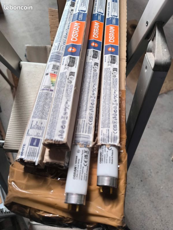 Tube éclairage Osram 18w/840 et Philips (image 2)