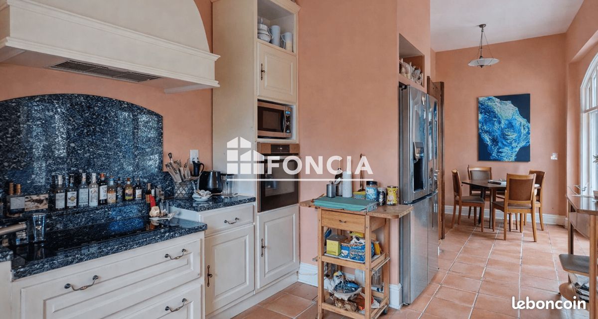 Maison 7 pièces 300 m² · à Montagnac · 300 m² · 895 000 €