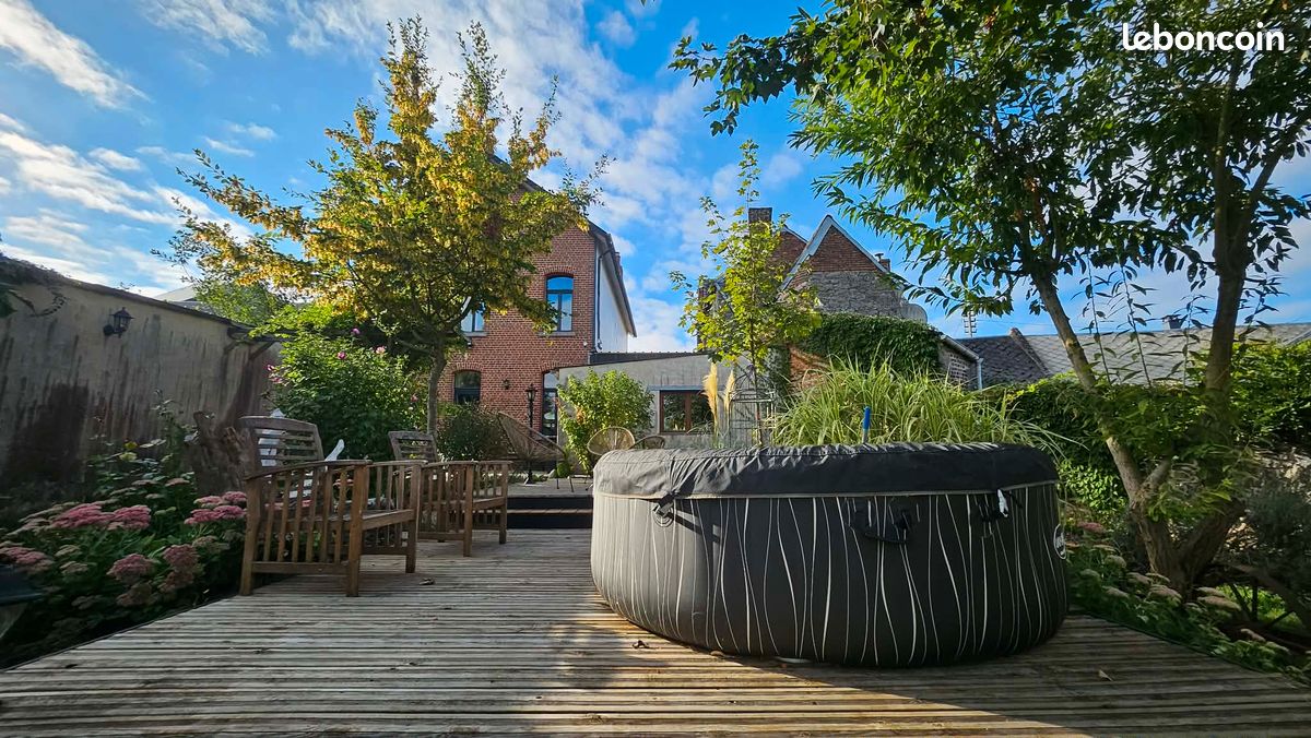Maison 6 pièces 153 m² · à Avesnelles · 153 m² · 272 000 €