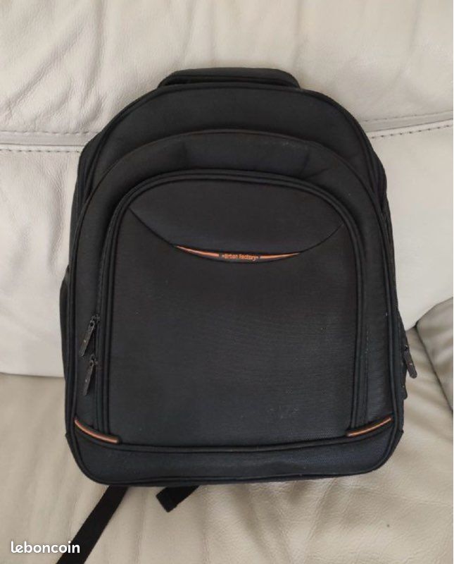 Sac à dos ordinateur (image 1)