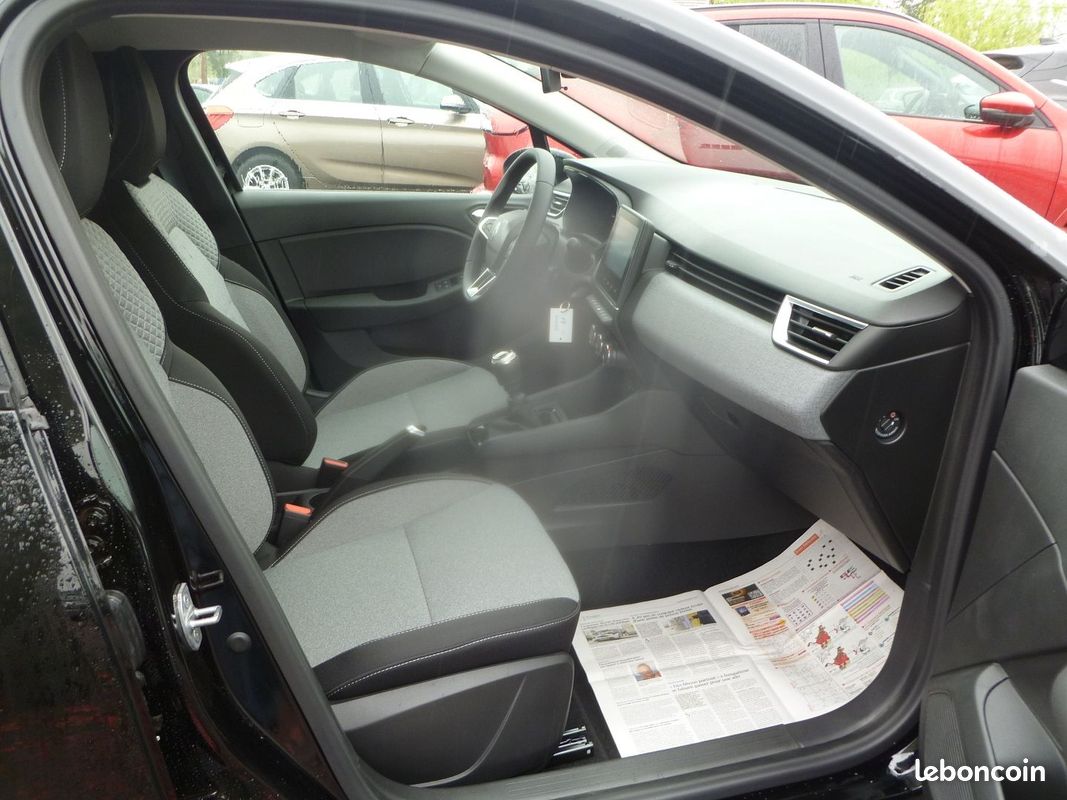 Renault CLIO V 1.5 BLUE DCI 100CH EVOLUTION BV6 5 PORTES (image 7)