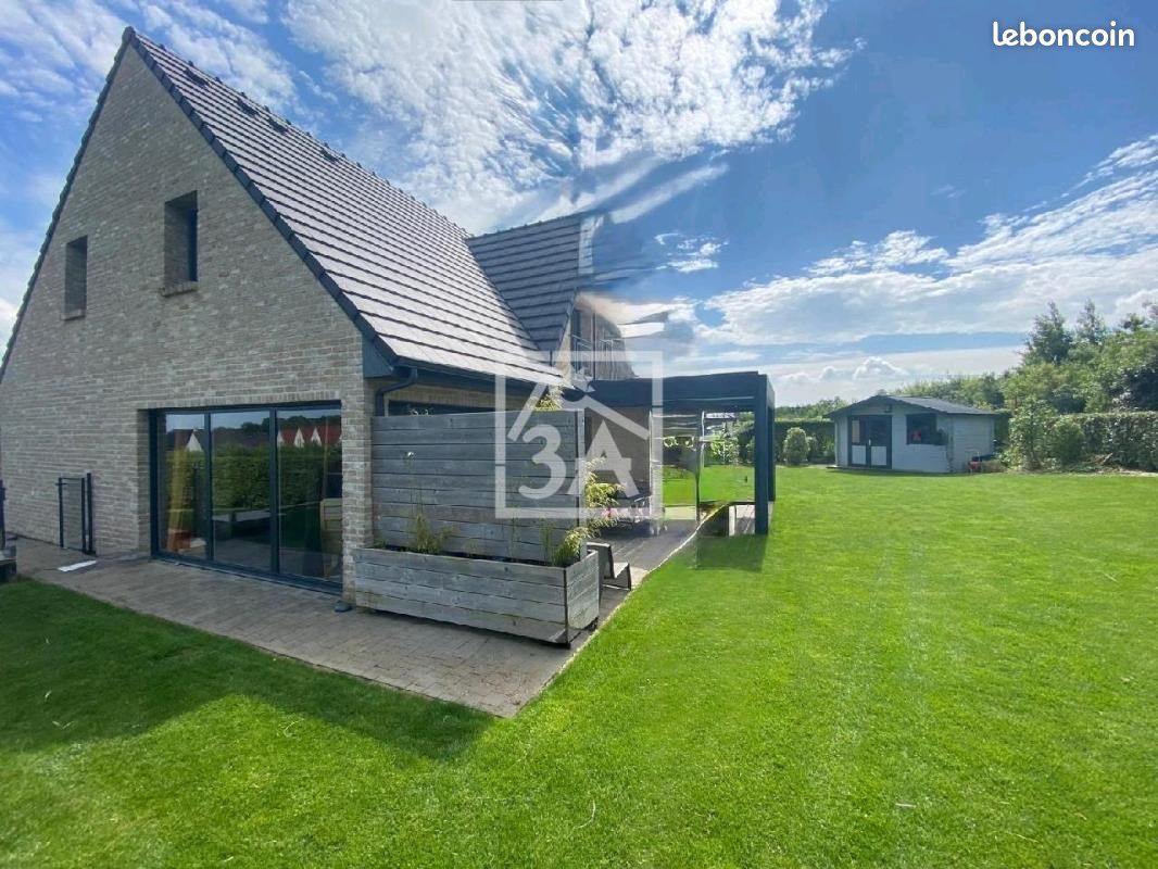 Maison 7 pièces 188 m² · à Coquelles · 188 m² · 611 325 €