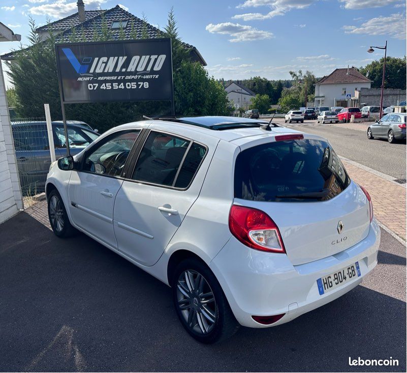 Renault clio ||| phase || 1.2 75 cv 20 th anniversaire (image 3)