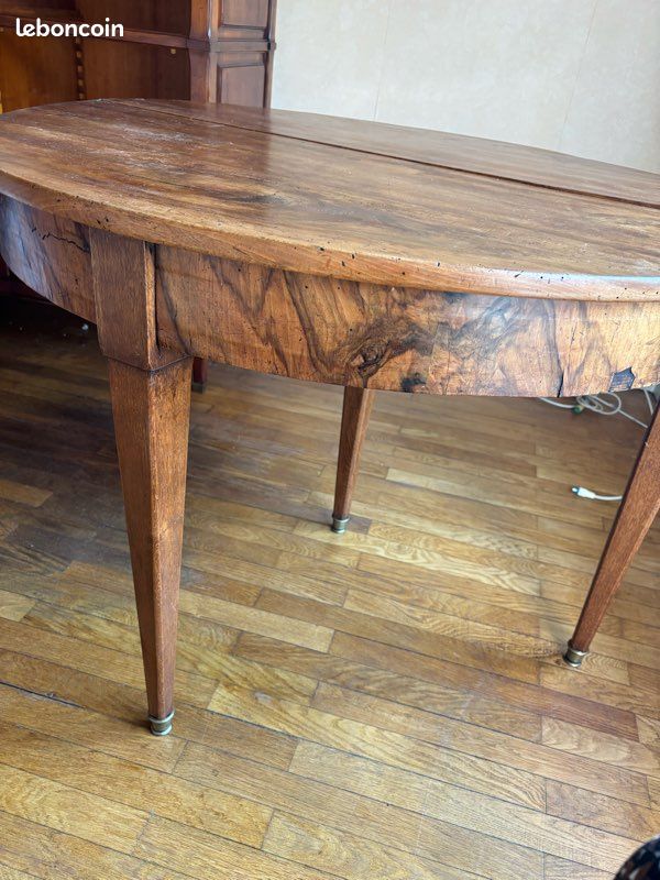 Table demi lune en noyer (image 1)