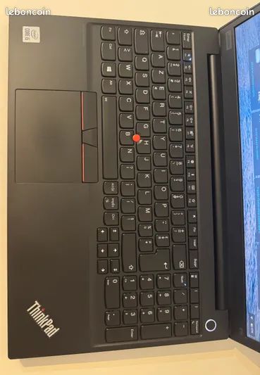 Lenovo ThinkPad E15 / Intel Core I5-10210U 1.60GHz / Mémoire 16 Go DDR4 / Stockage SSD NVMe de 512 Go / Windows 11 Pro (image 4)