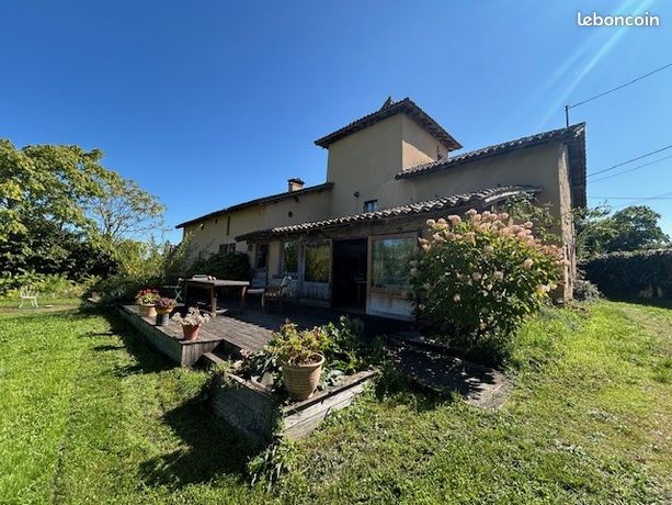 Maison 5 pièces 300 m²