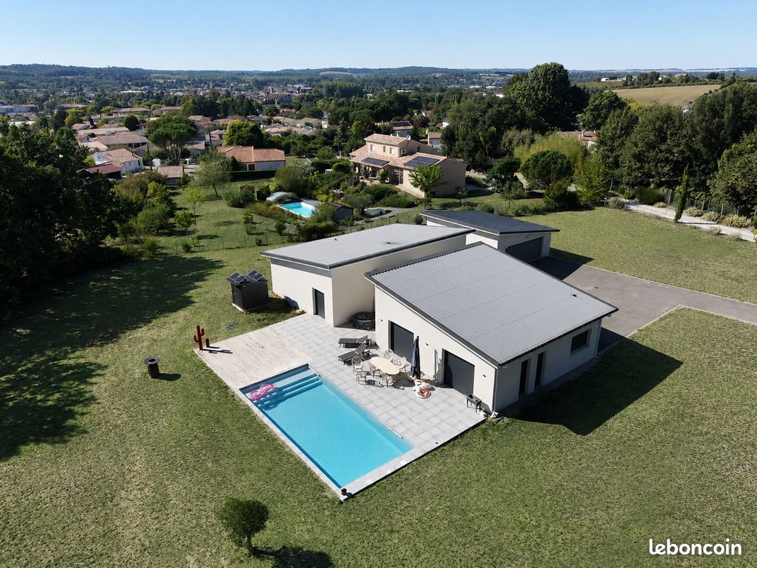 Maison 5 pièces 202 m² · à Casteljaloux · 202 m² · 472 500 €