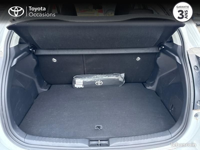 Toyota Yaris 120 VVT-i Dynamic 5p MY22 (image 6)