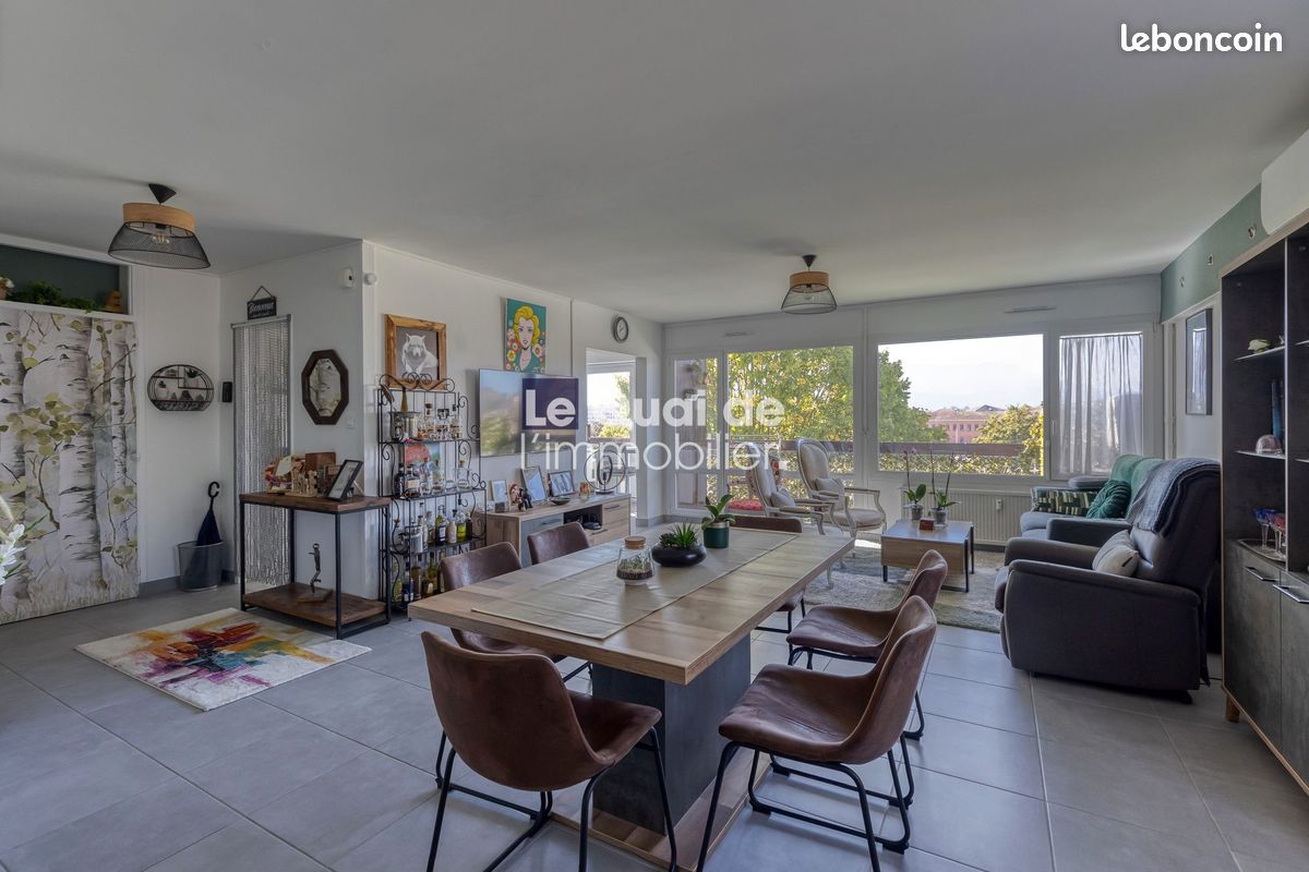 Appartement 4 pièces 86 m² · à Voiron · 86 m² · 250 000 €
