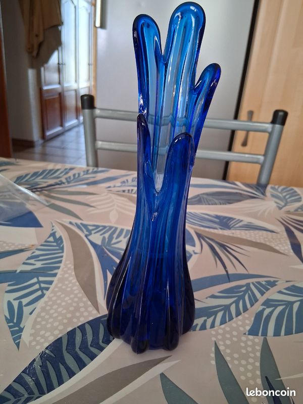 Vase à doigt bleu (image 3)