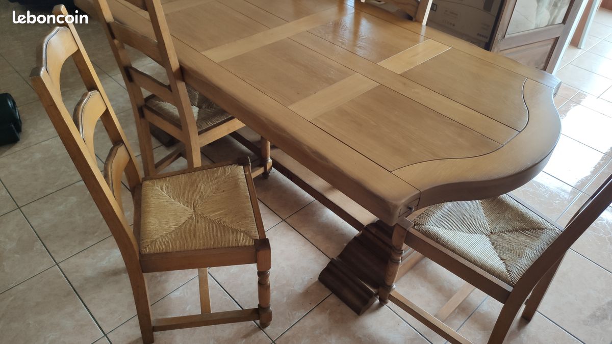 Table en bois massif (image 2)