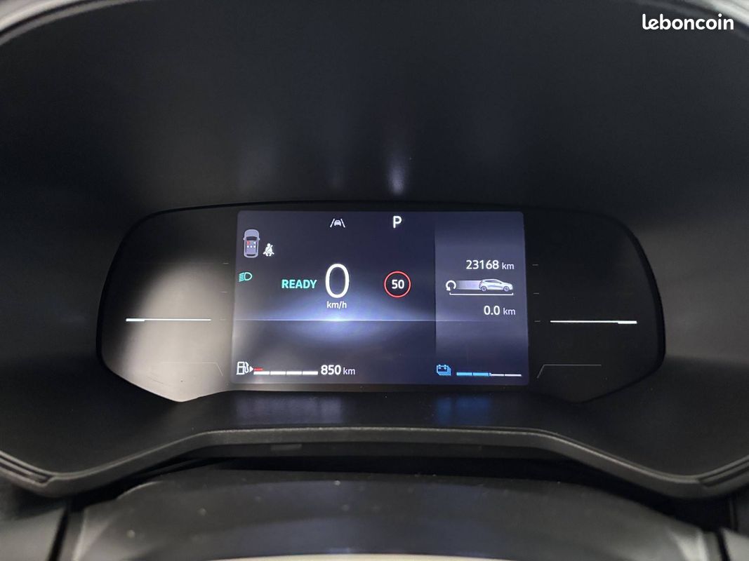 RENAULT Clio E-Tech full hybrid 145 ch GSR2 Evolution (image 17)