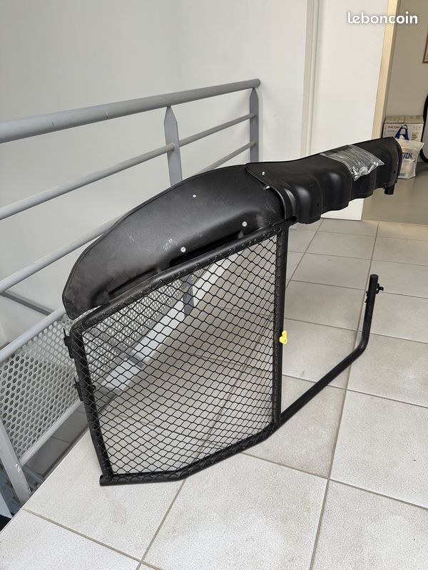 Grille de séparation Citroën Berlingo (image 1)