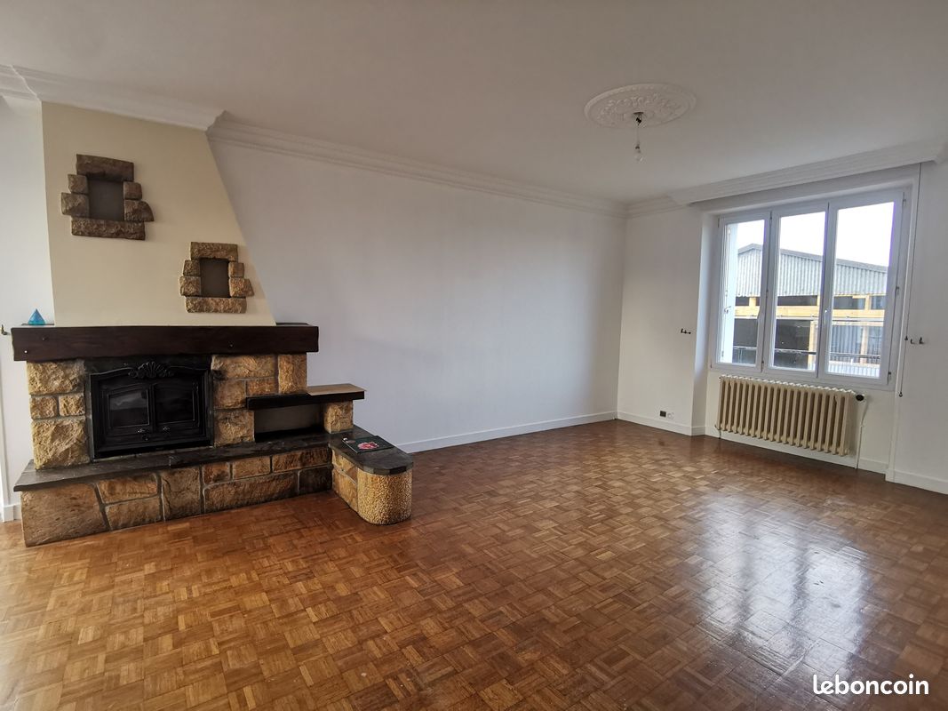 Maison 6 pièces 140 m² · à Guipavas · 140 m² · 1 250 €/mois