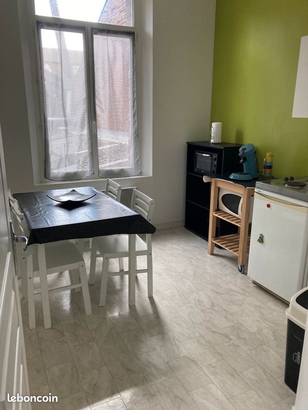 Appartement 2 pièces 28 m² · à Saint-Quentin · 28 m² · 350 €