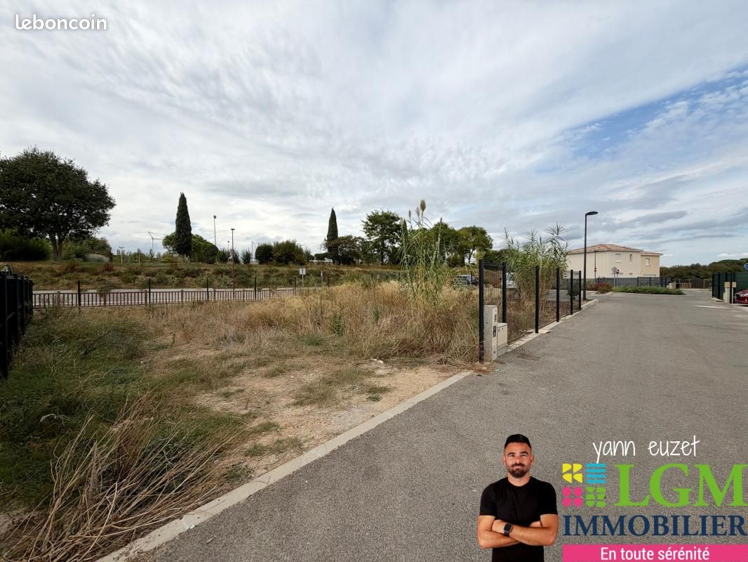 Terrain 255 m² Aigues Vives · à Aigues-Vives · 175 000 €