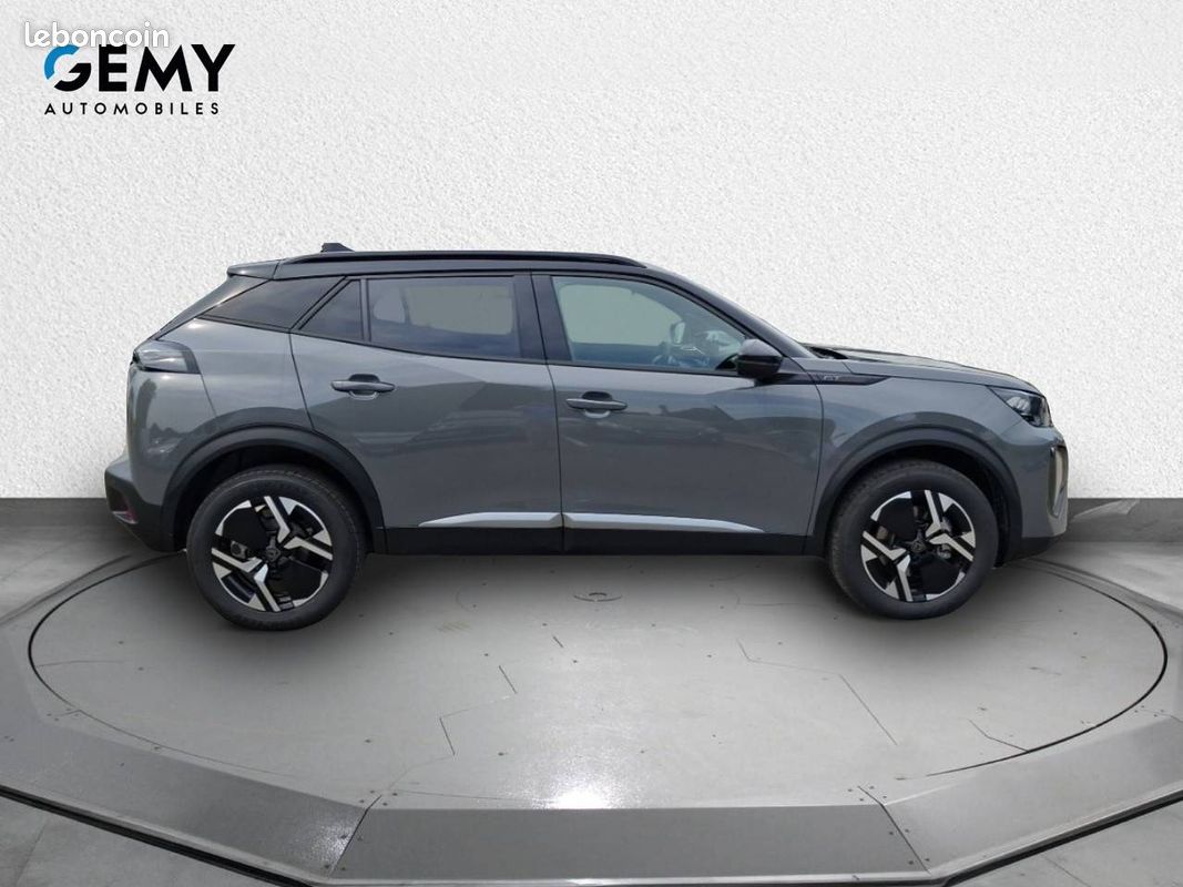 PEUGEOT 2008 Hybrid 145 e-DCS6 GT (image 4)