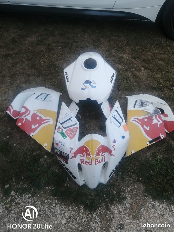 Poly rc8 (image 1)