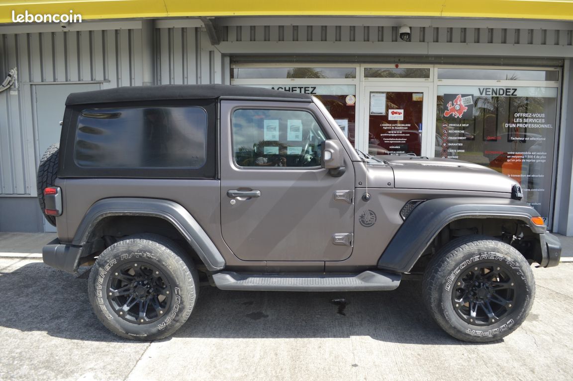 Jeep Wrangler 2.0 l T 272 ch 4x4 BVA8 Rubicon (image 8)