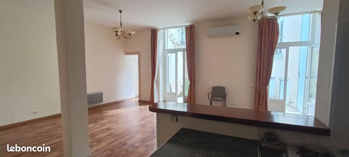 Appartement 3 pièces 77 m² · à Nîmes · 77 m² · 155 000 €